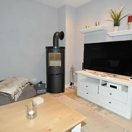 Doppelhaushaelfte Golden Peach Tatil Evi Brösum